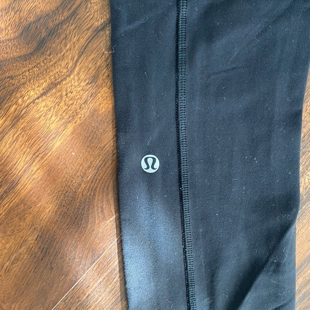 Lululemon En Route Crop Black Size 4-6 - Picture 4 of 9